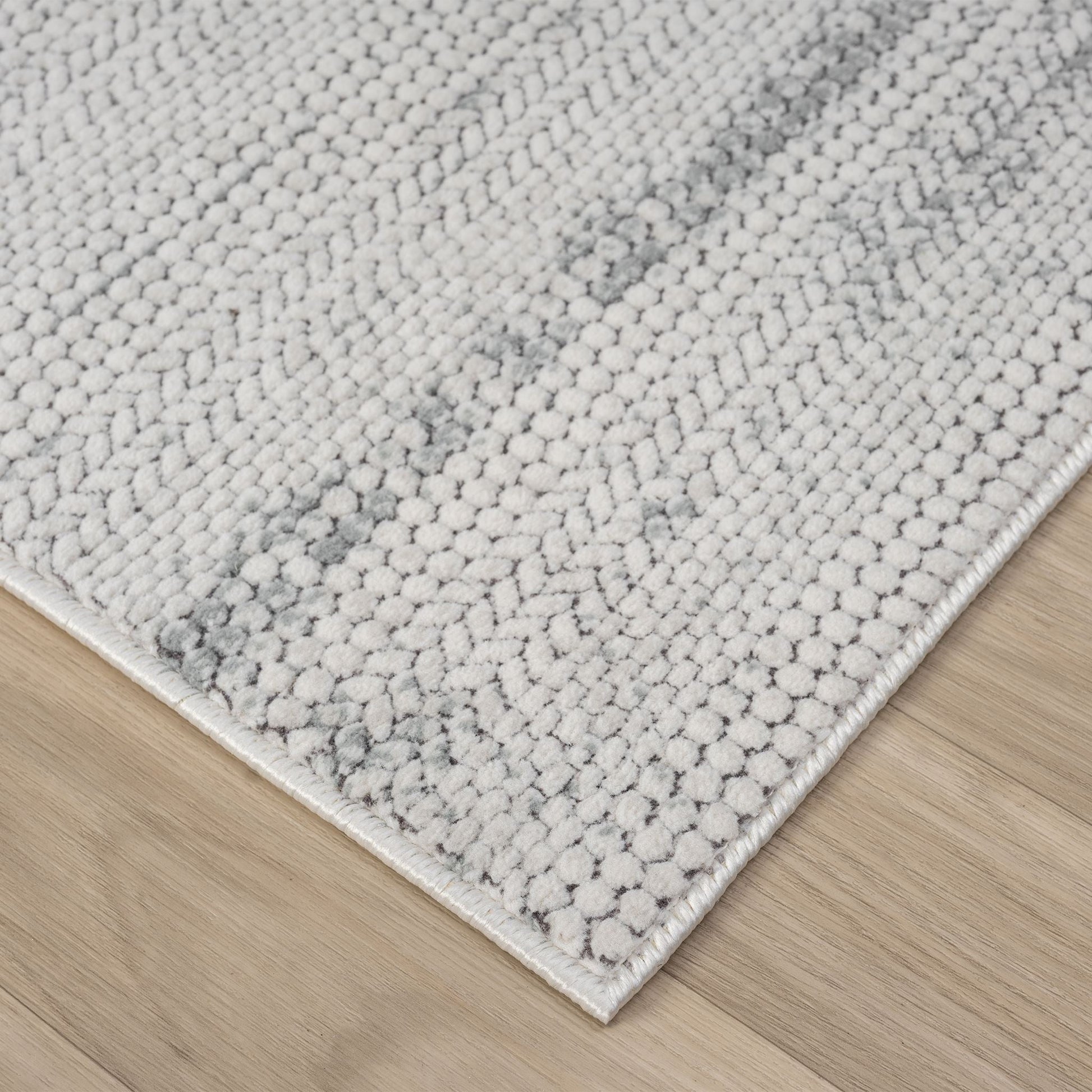 Lavish 712 Cloud - Close Up | Rug Queen Australia