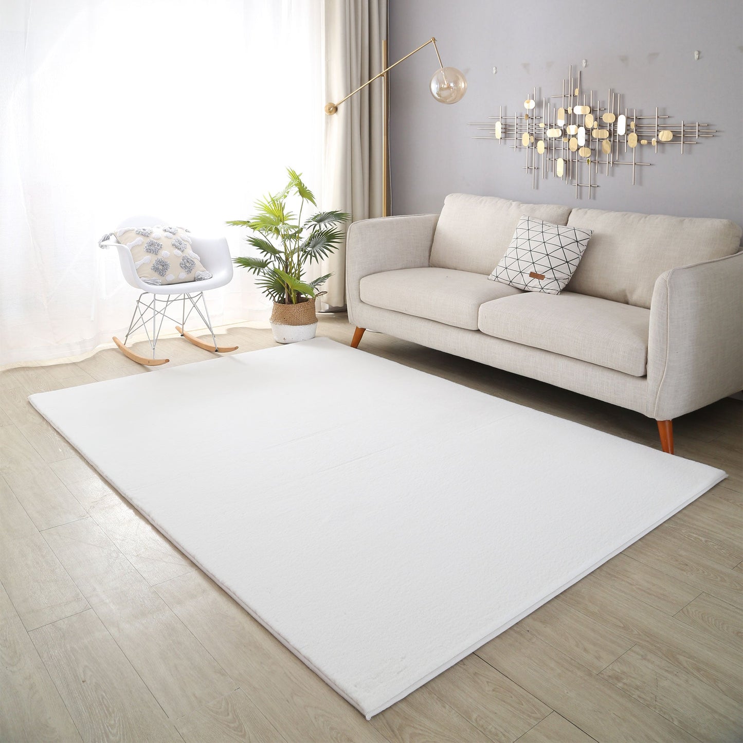 Plush Faux Fur White Rug